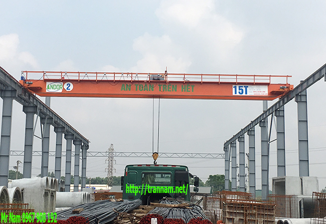 Cầu trục 15 tấn tại KCN Song Khê - Bắc Giang