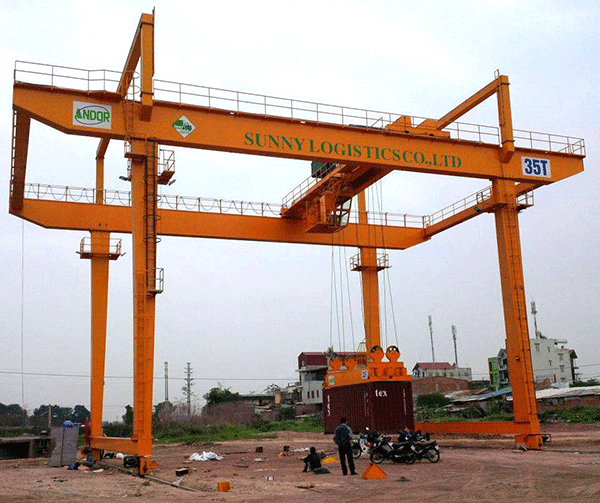 Cổng trục container 35 tấn