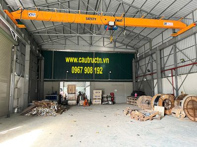 Cẩu trục 3 tấn tại KCN Đồng Văn