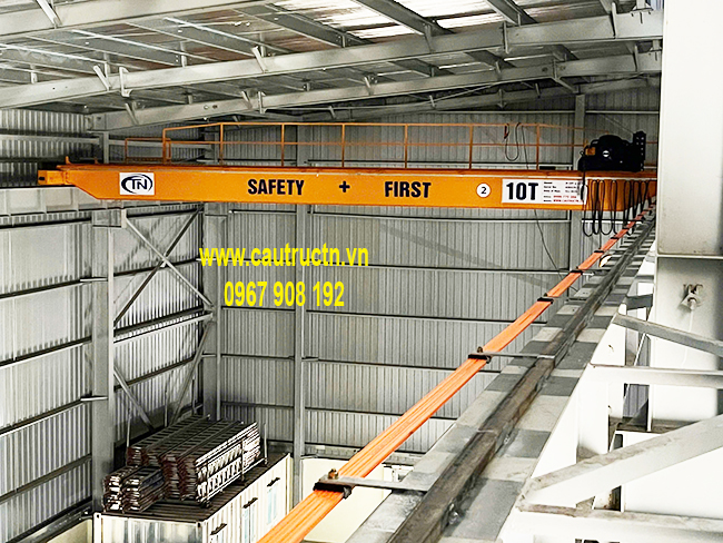 Cẩu trục 10T là gì?